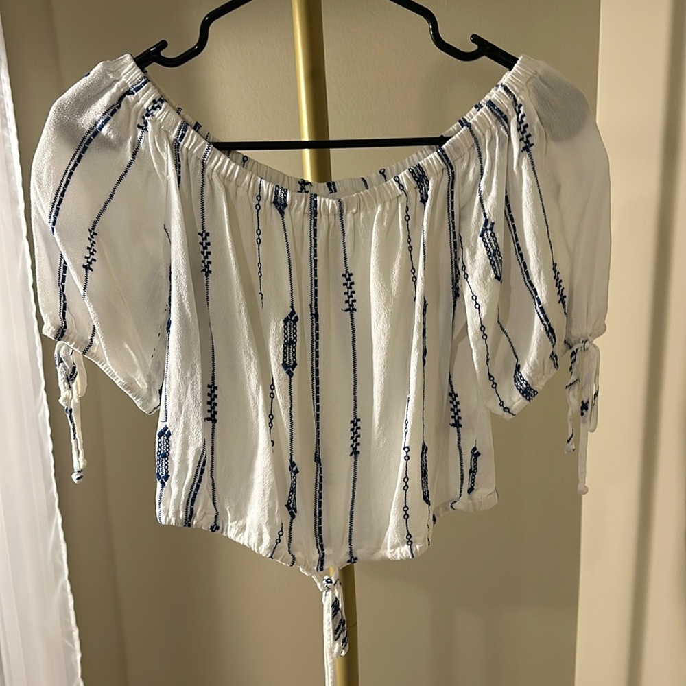 LUSH off the shoulder crop top. Size M. Like new.